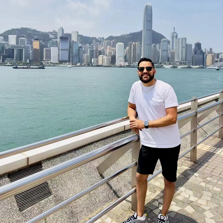 Carlo's adventure in China